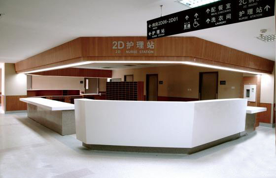 采用小黄片观看防火板装修的厦门长庚医院护理站